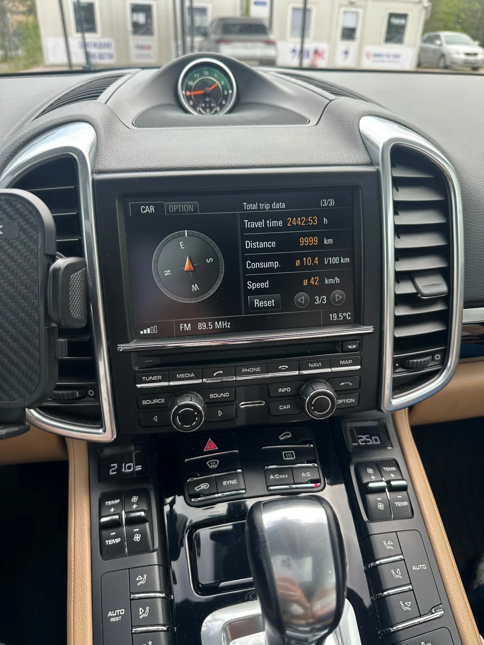 Porsche Cayenne 3.0 Diesel, снимка 16 - Автомобили и джипове - 54364964