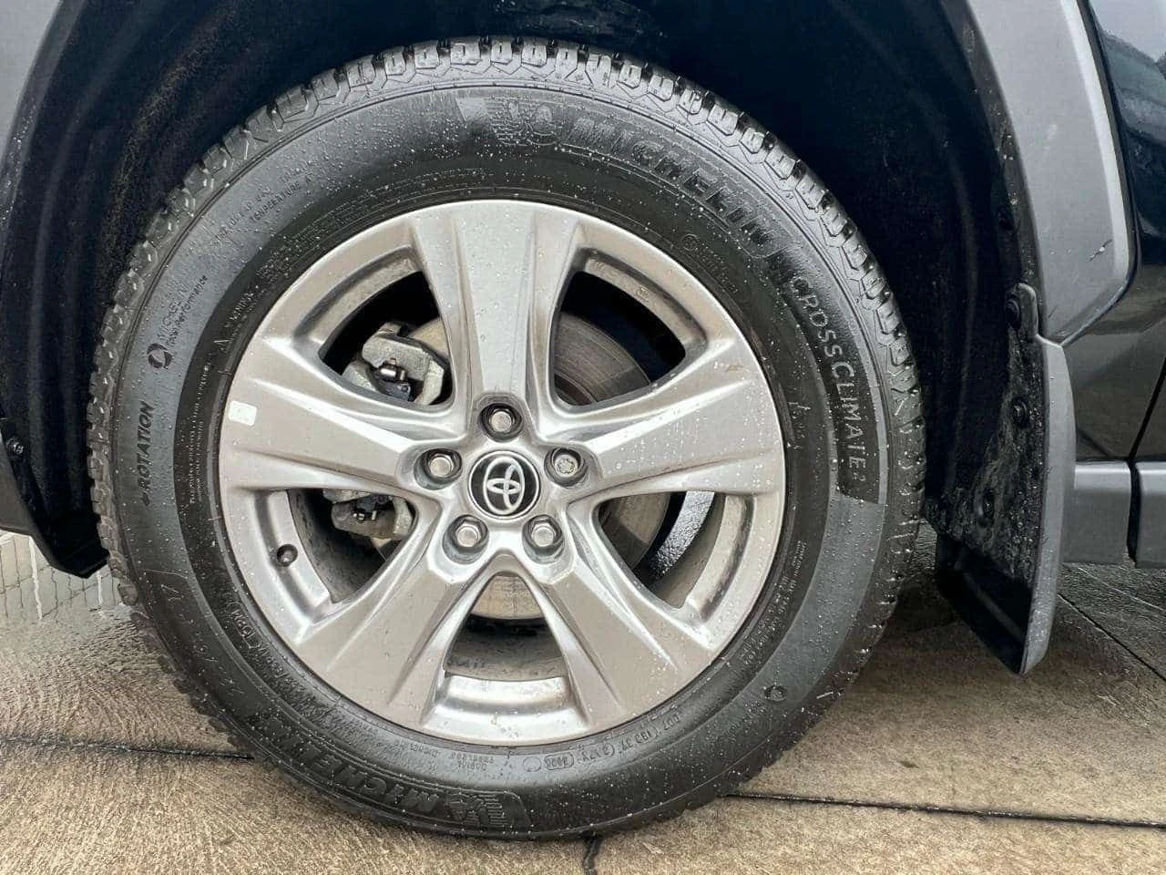 Toyota Rav4 * Clean Carfax * CARFAX * ЦЕНА ДО БГ, снимка 10 - Автомобили и джипове - 54930686