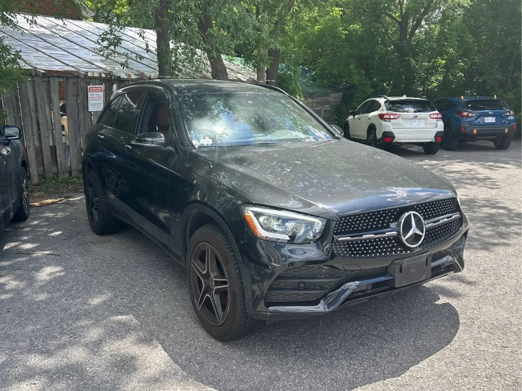 Mercedes-Benz GLC 300 DISTRONIC * 360  * ДВА КЛЮЧА* CARFAX* , снимка 3 - Автомобили и джипове - 54942471