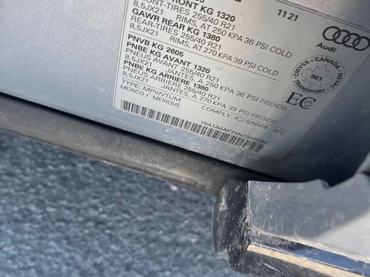 Audi SQ5 /DISTRONIC/LED/CARFAX/АВТОКРЕДИТ, снимка 10 - Автомобили и джипове - 55613913