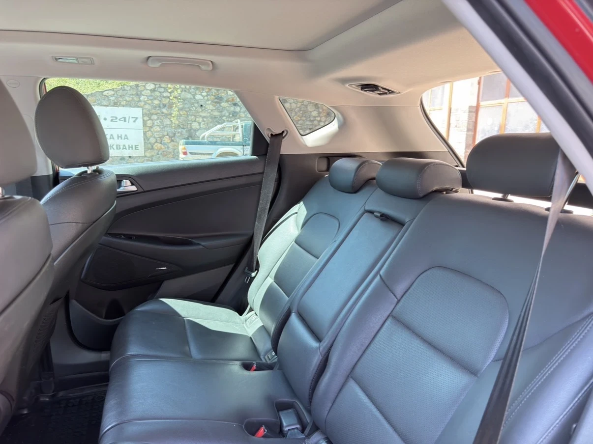 Hyundai Tucson, снимка 10 - Автомобили и джипове - 55806786