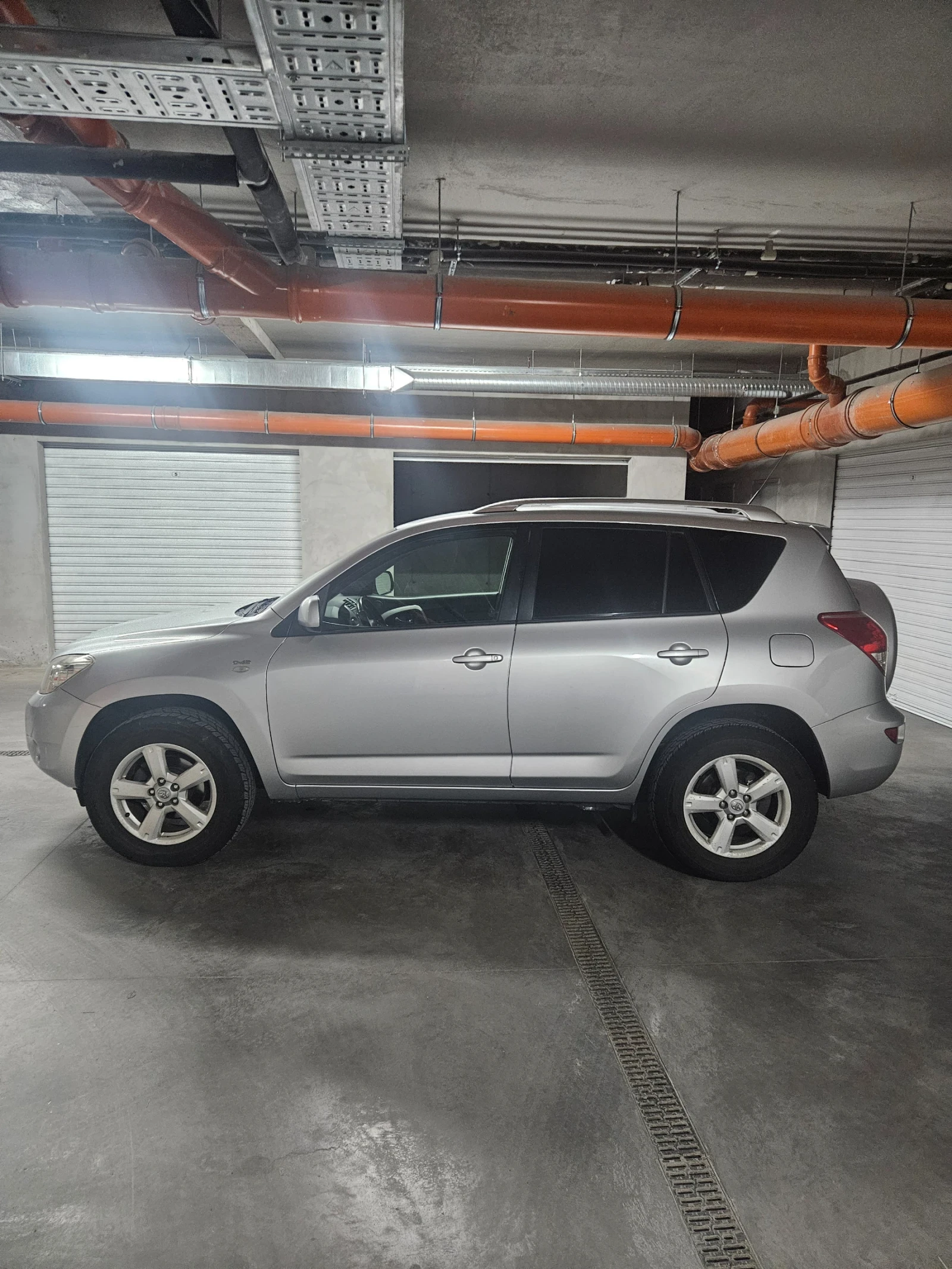 Toyota Rav4, снимка 4 - Автомобили и джипове - 55843189