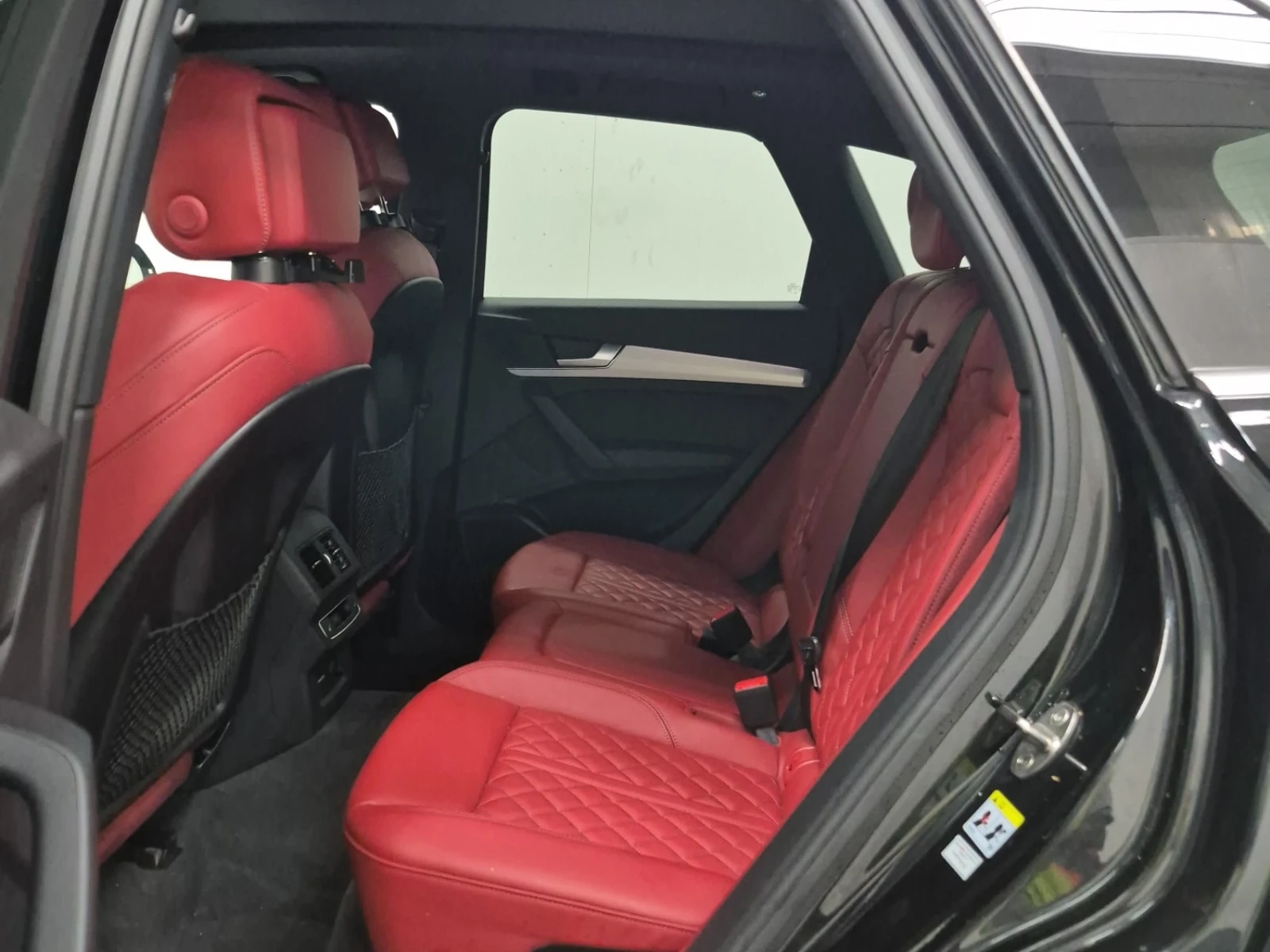 Audi SQ5 * TECHNIK * CARFAX * ЦЕНА ДО БГ, снимка 11 - Автомобили и джипове - 55940780