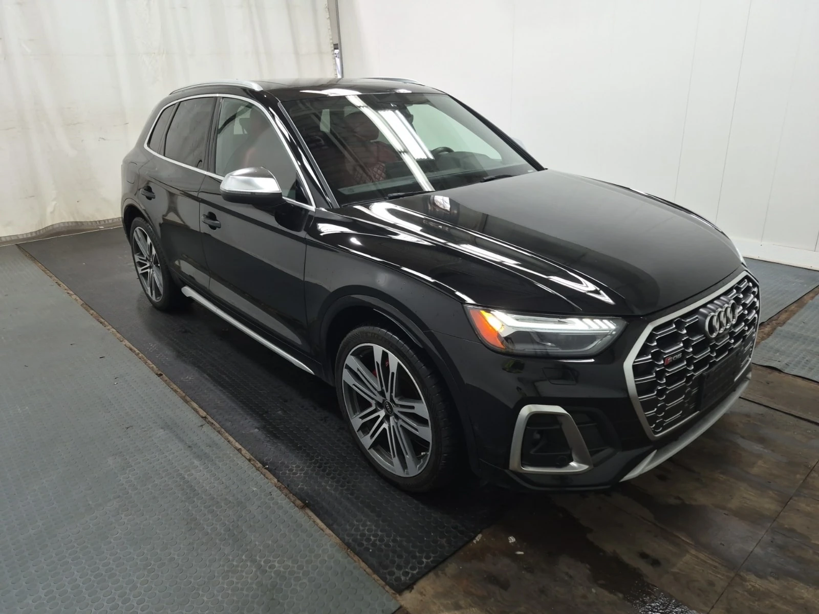 Audi SQ5 * TECHNIK * CARFAX * ЦЕНА ДО БГ, снимка 2 - Автомобили и джипове - 55940780