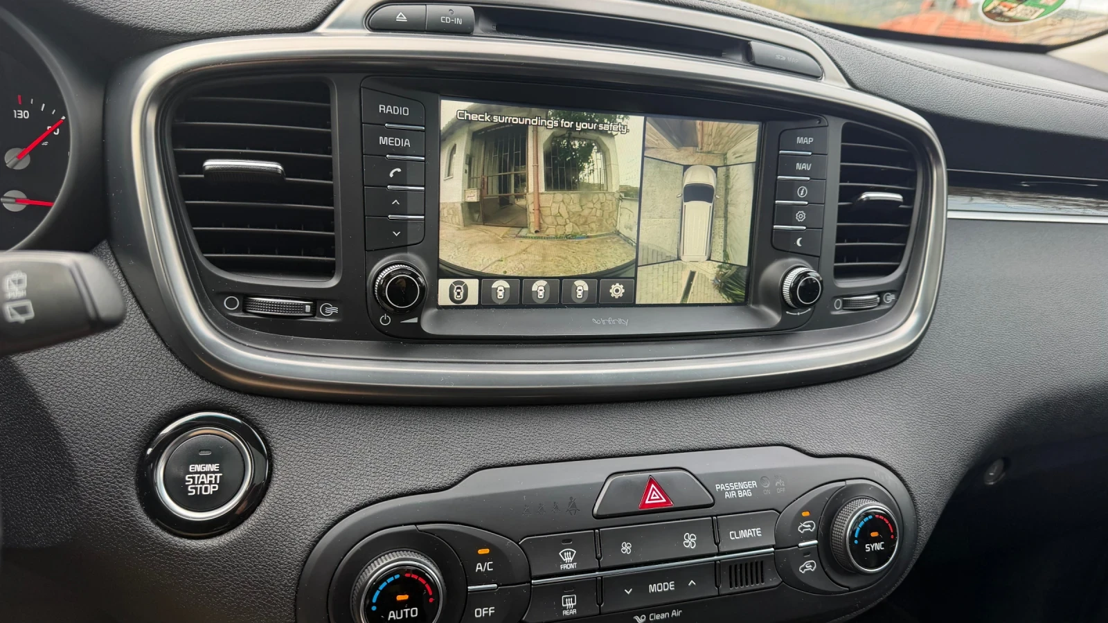 Kia Sorento, снимка 8 - Автомобили и джипове - 56645158