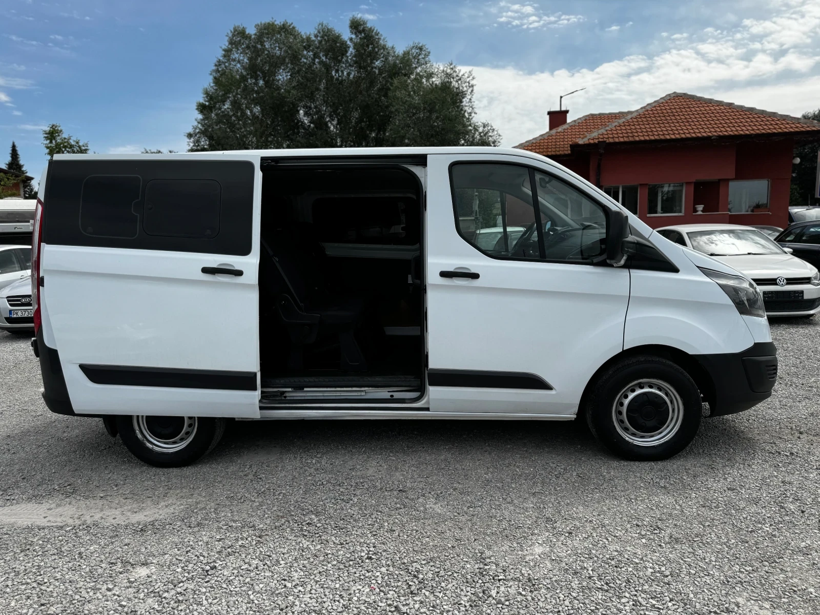 Ford Transit Custom 8+ 1 Euro 6B 2.0TDCI A/C - изображение 10