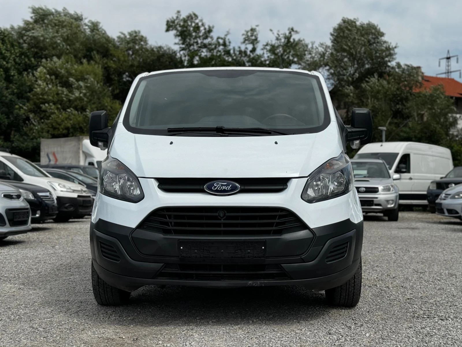 Ford Transit Custom 8+ 1 Euro 6B 2.0TDCI A/C - изображение 2
