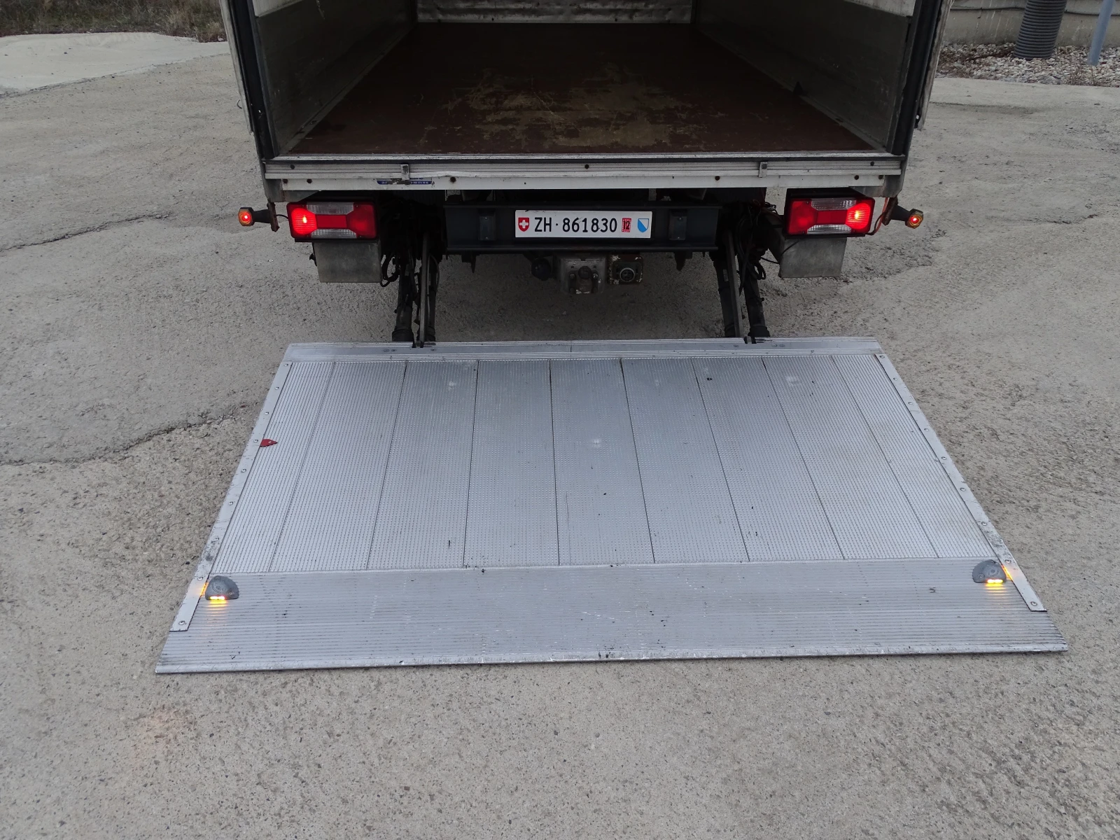 Iveco Daily 35S17 3.0HPI * * Климатроник* *  - изображение 8