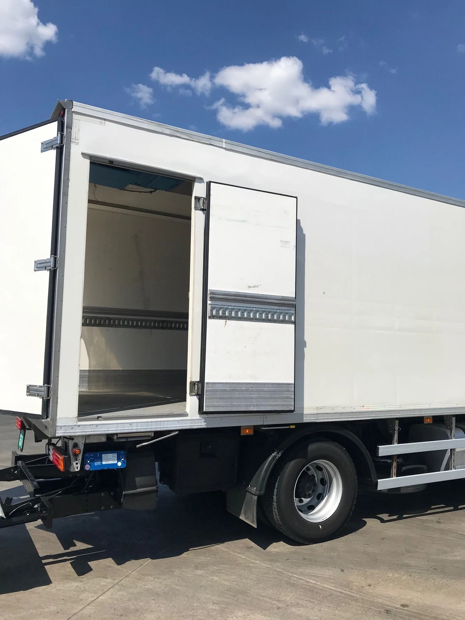 Mercedes-Benz 1827 AXOR 1829       | Mobile.bg   11