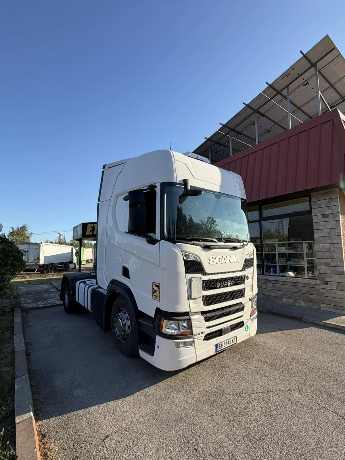 Scania R 410 Обслужен. Перфектен, снимка 2 - Камиони - 55503927