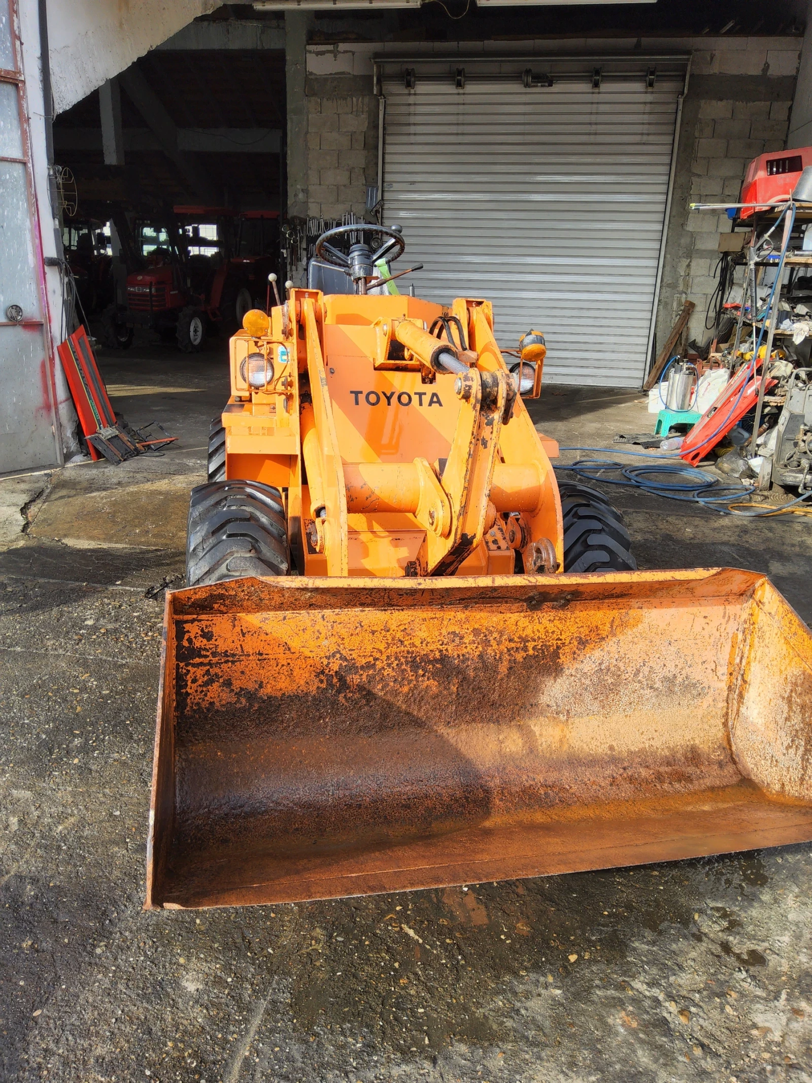 Мини челни товарачи Kubota W400 ЯПОНИЯ  - изображение 3