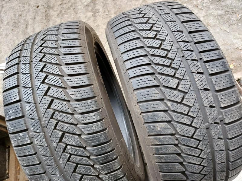 Гуми Зимни 235/50R17, снимка 2 - Гуми и джанти - 36675762