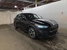 Ford Mustang Mach-E Premium AWD, снимка 2