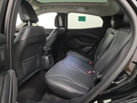 Ford Mustang Mach-E Premium AWD, снимка 11