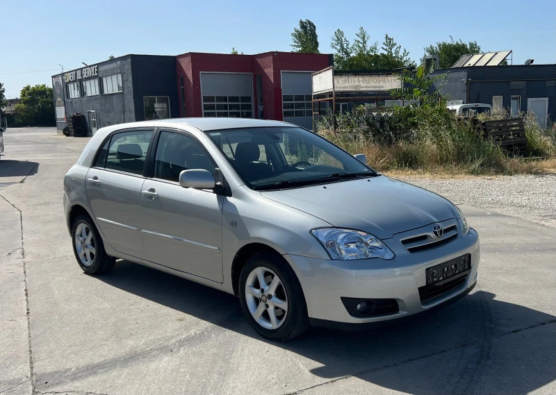 Toyota Corolla 1, 4 d4d 90kc, снимка 5 - Автомобили и джипове - 47459613