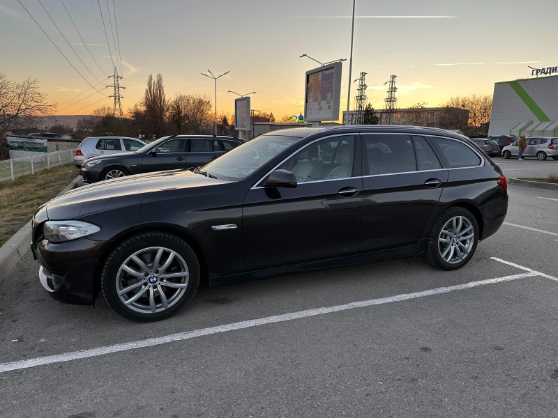 BMW 530 D, снимка 3 - Автомобили и джипове - 49126699