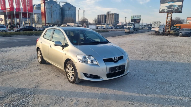 Toyota Auris 1.6, снимка 7 - Автомобили и джипове - 49168324