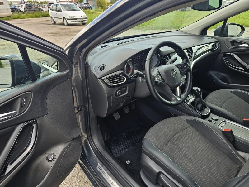 Opel Astra 1.6 SPORTS TOURER INNOVATION, снимка 9 - Автомобили и джипове - 50259416