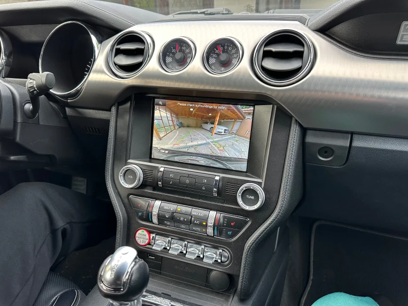 Ford Mustang 2.3 Ecoboost , снимка 12 - Автомобили и джипове - 52265470