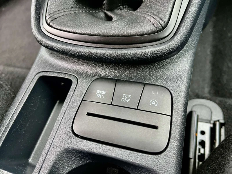 Ford Fiesta 1.0 ecoboost hibryd, снимка 10 - Автомобили и джипове - 52449441