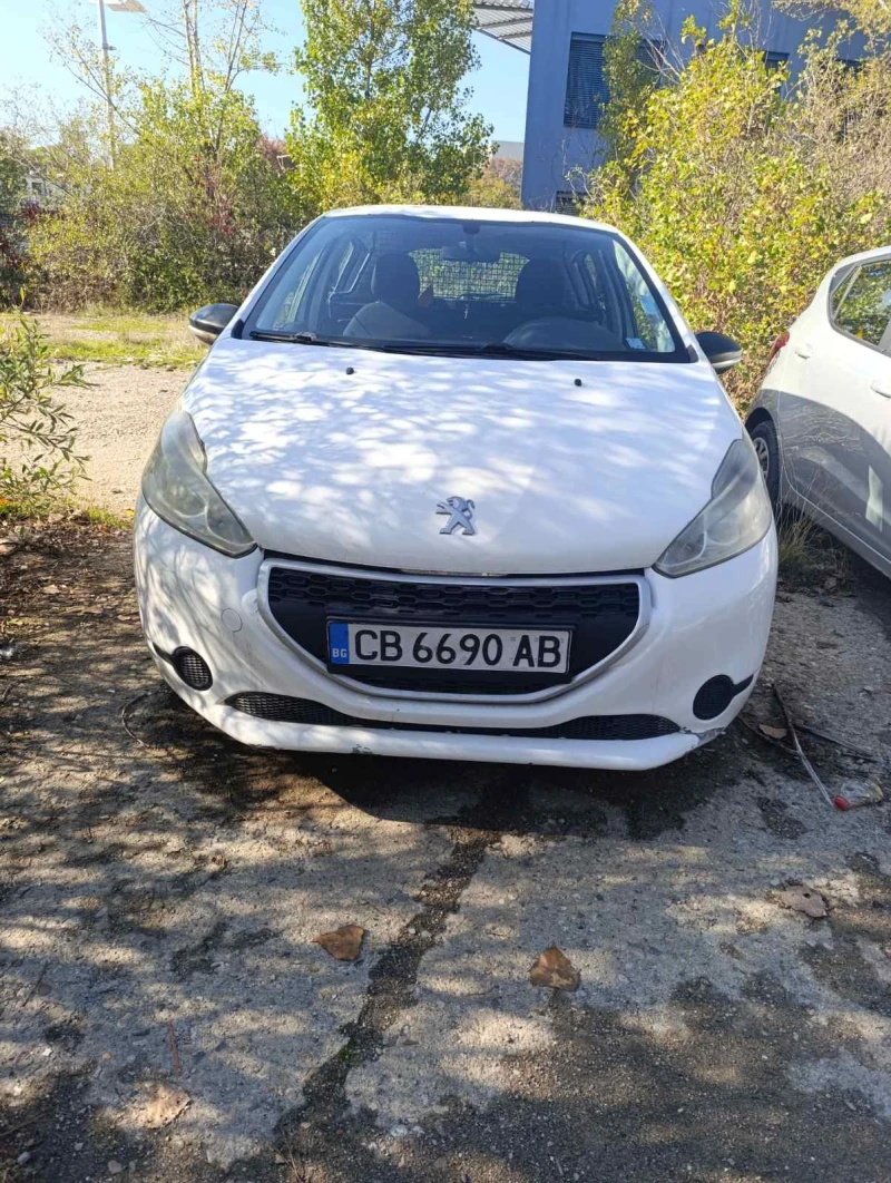 Peugeot 208 1.4 HDi, снимка 5 - Автомобили и джипове - 51977773