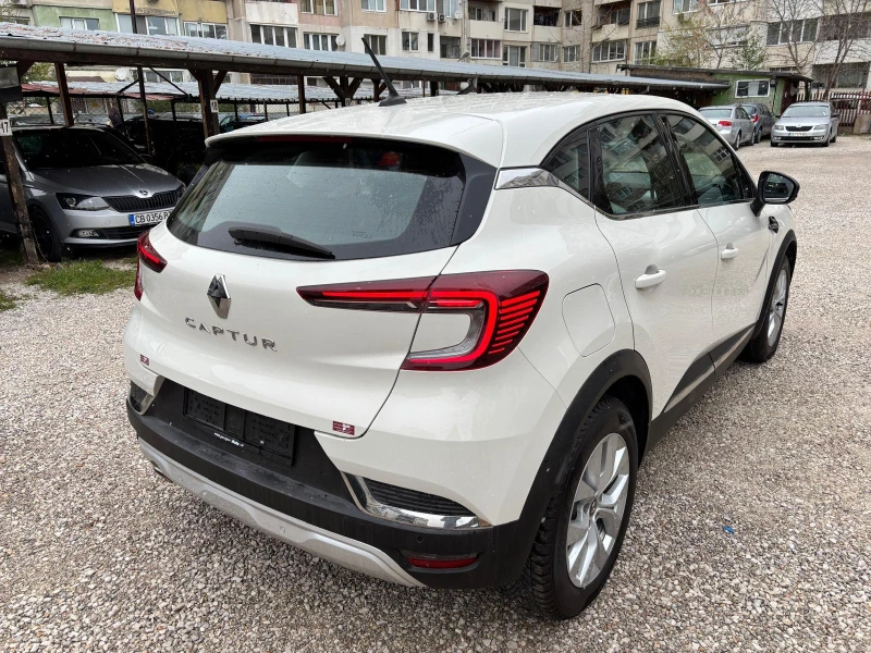 Renault Captur 1.3i16v-TCe Intens!, снимка 4 - Автомобили и джипове - 52054520