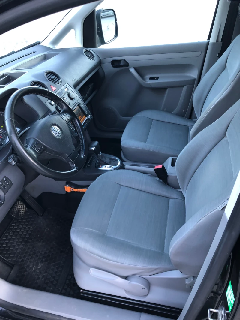 VW Caddy, снимка 15 - Автомобили и джипове - 52949017