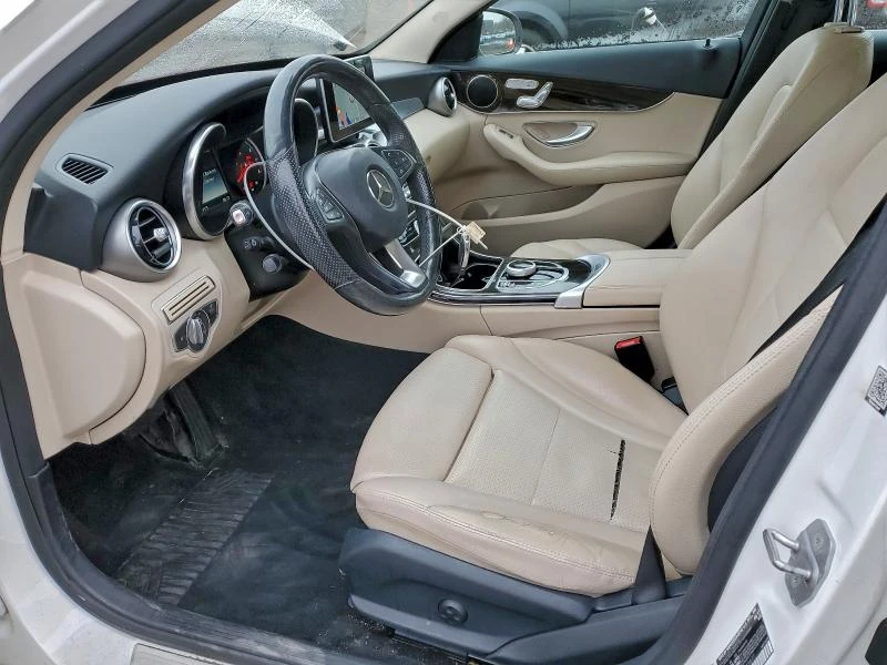 Mercedes-Benz C 300 2.0L 4 All wheel drive, снимка 13 - Автомобили и джипове - 52884380