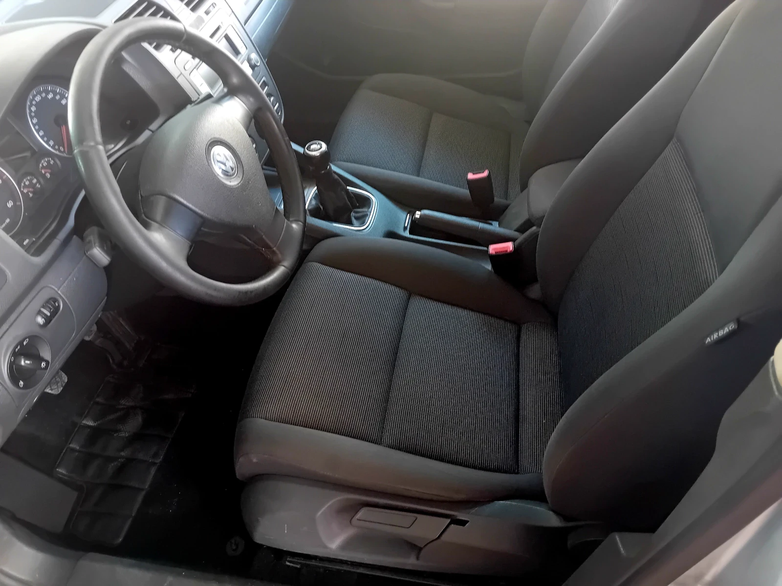 Skoda Fabia 1.6TDI , снимка 12 - Автомобили и джипове - 38417934