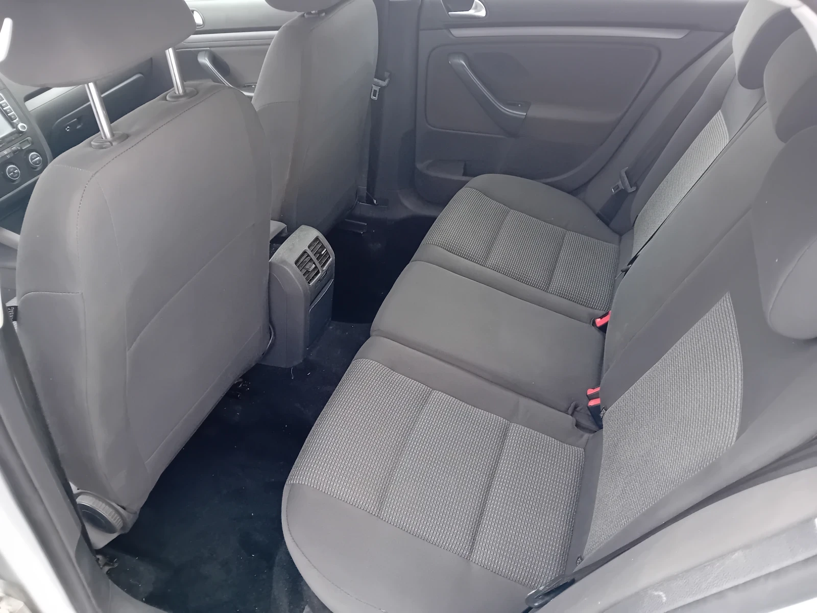 VW Golf 1.9 TDI 4x4  - изображение 10