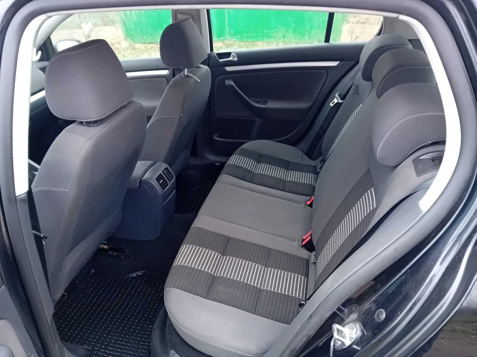 VW Golf 1.9 TDI 90 P.S - изображение 10