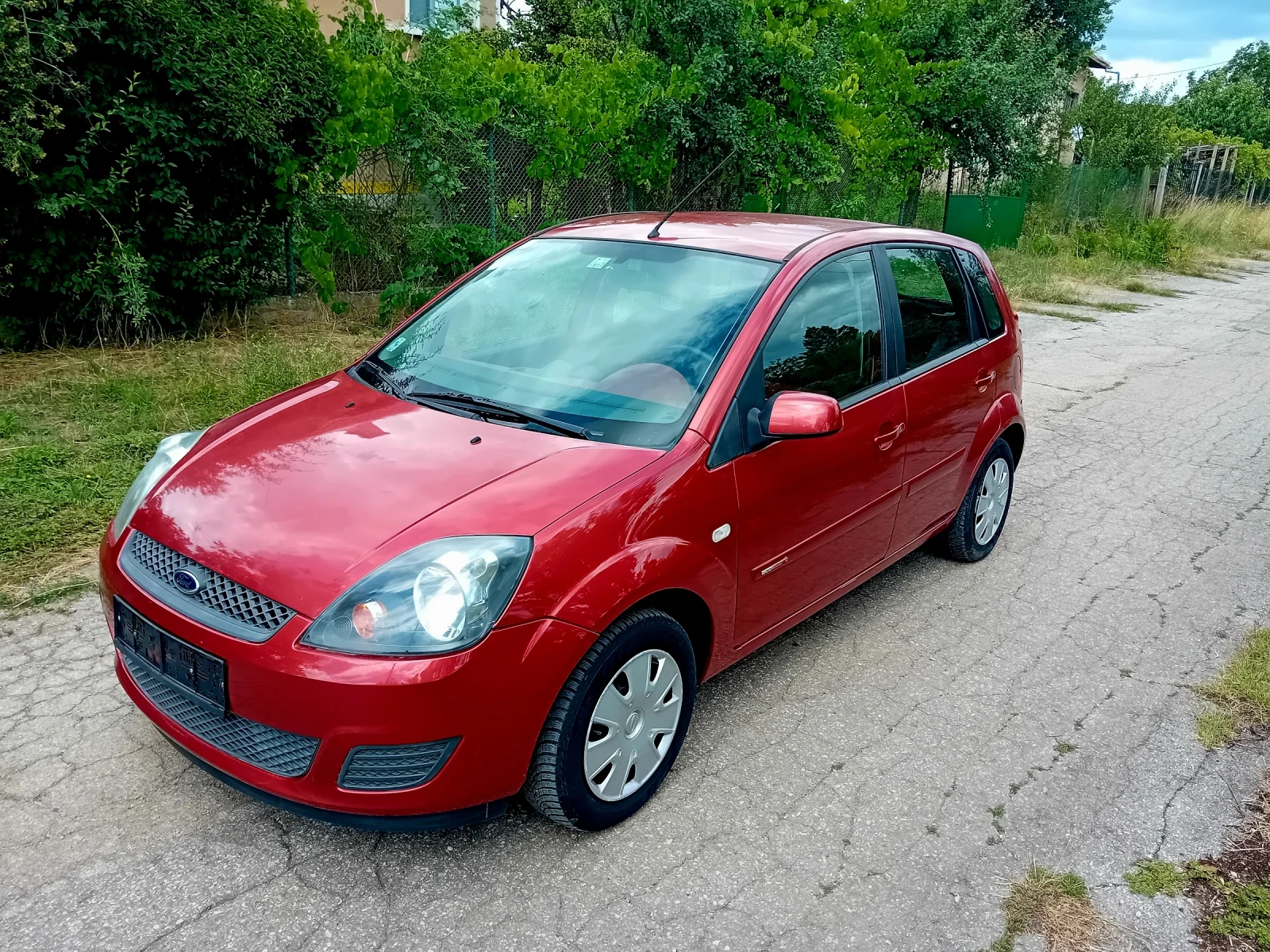 Ford Fiesta 1.3 бензин, снимка 4 - Автомобили и джипове - 38417934