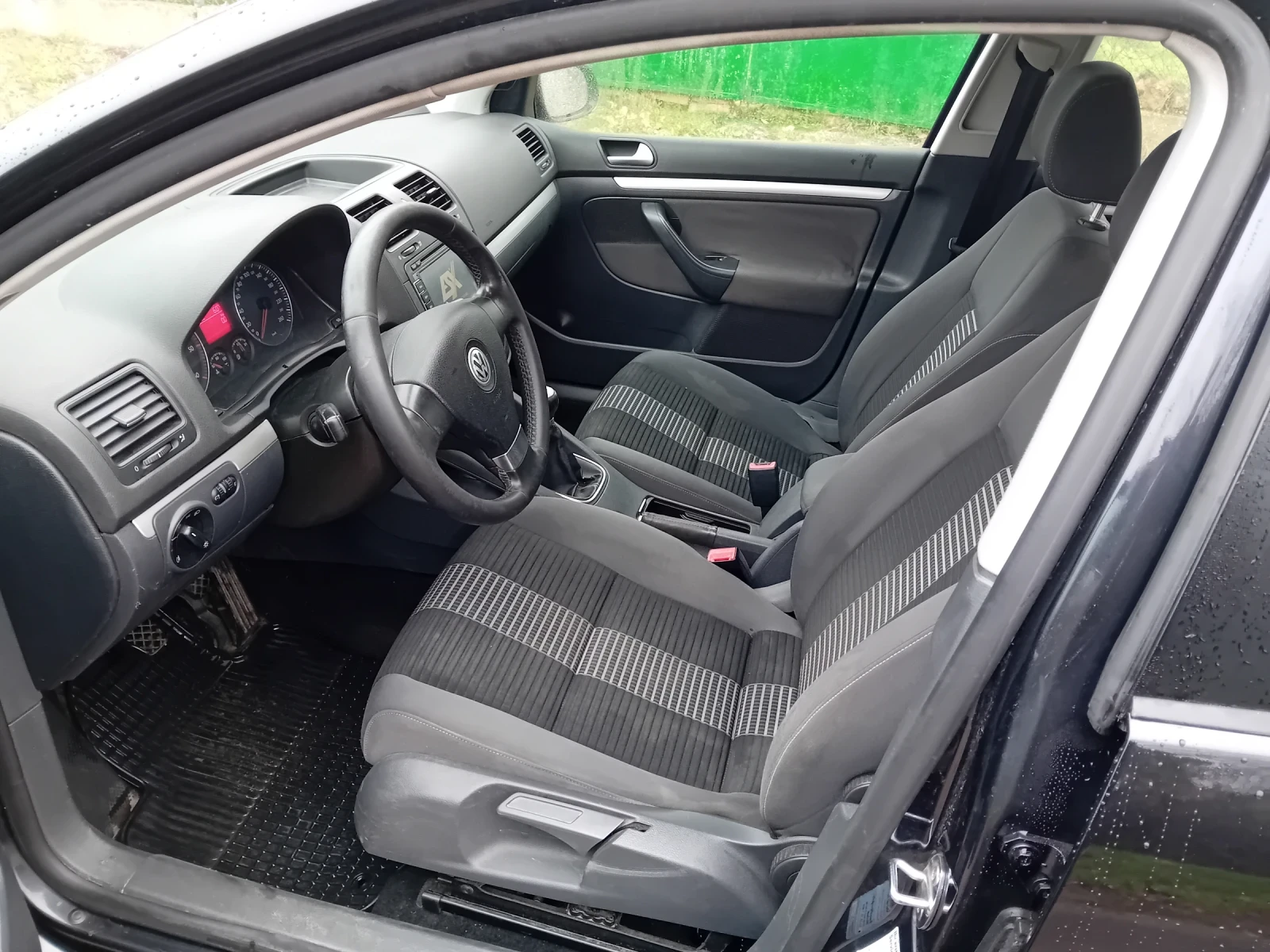 VW Golf 1.9 TDI 90 P.S - изображение 9