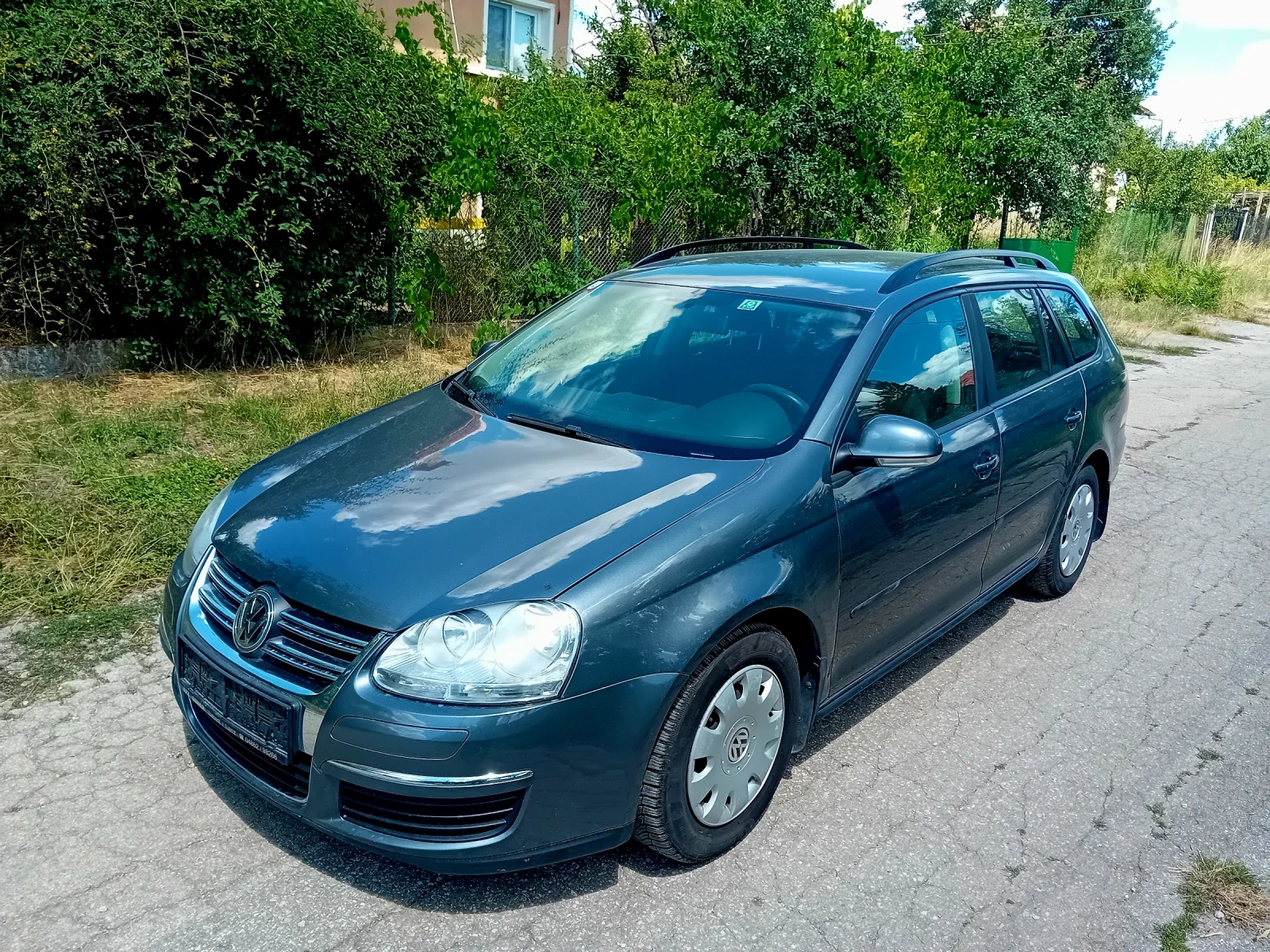 VW Golf 1.3 бензин