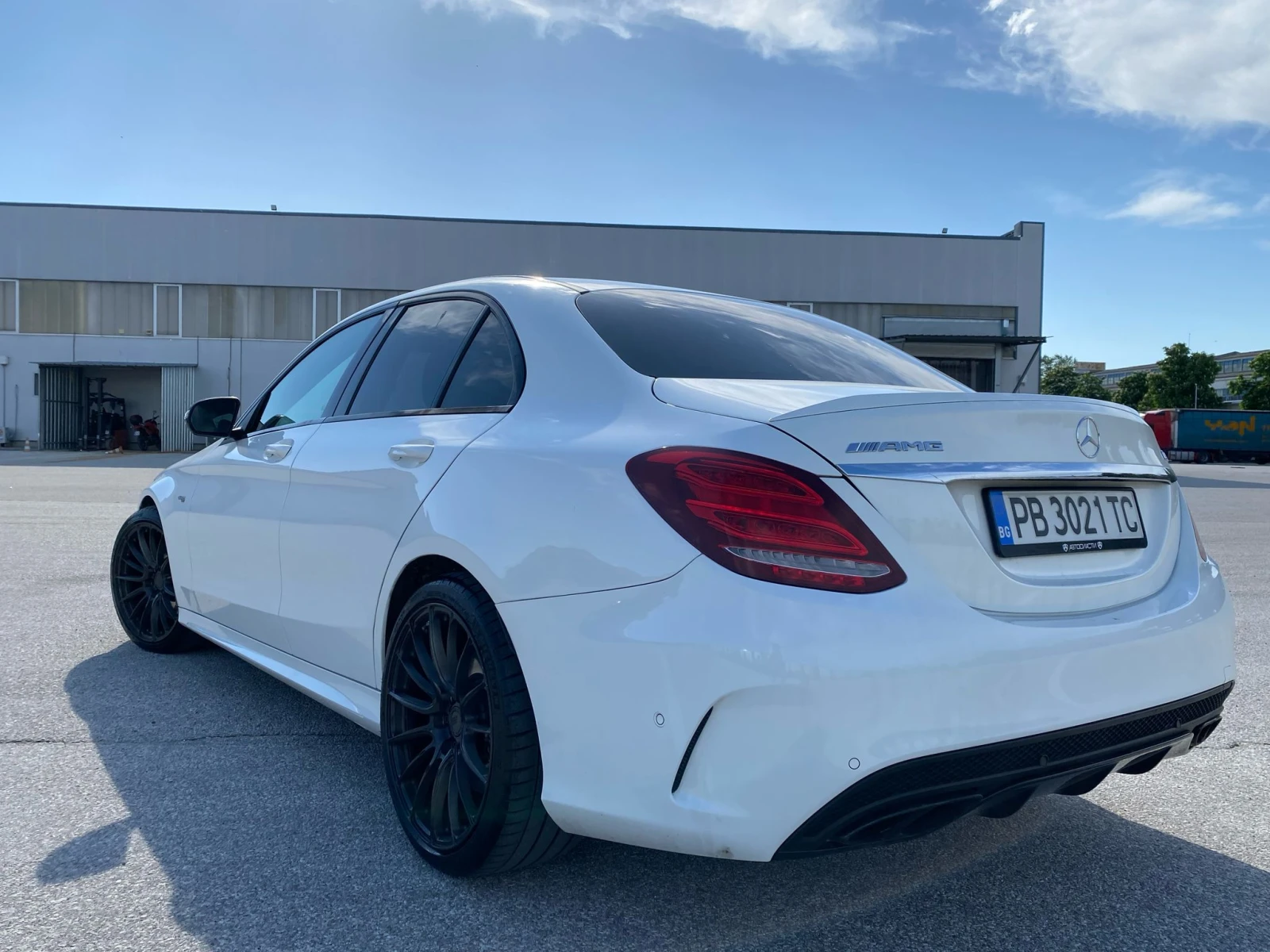 Mercedes-Benz C 43 AMG  - изображение 3
