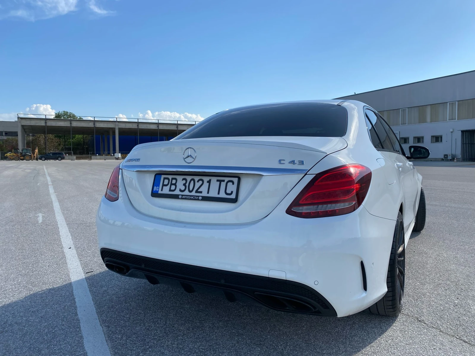 Mercedes-Benz C 43 AMG  - изображение 4