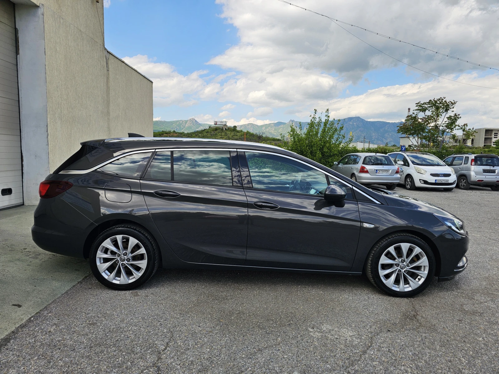 Opel Astra 1.6 SPORTS TOURER INNOVATION - изображение 8