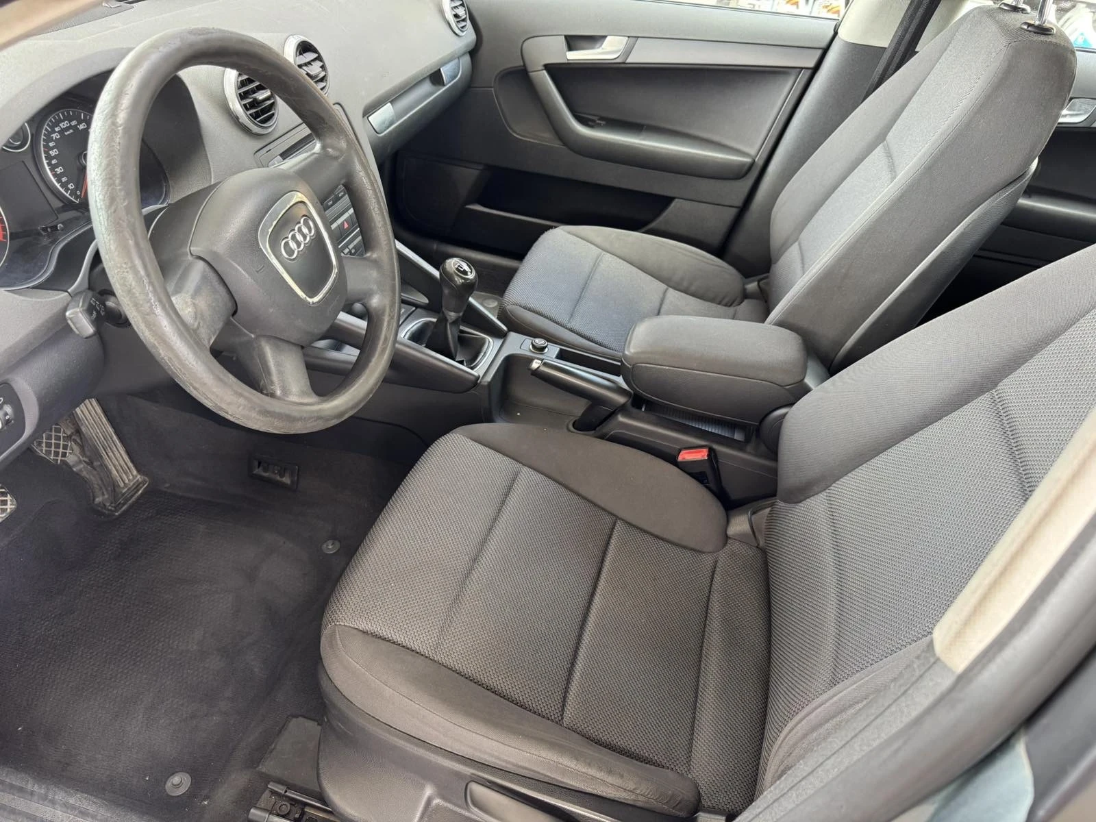 Audi A3 1.9 TDI.    105k.c - изображение 9
