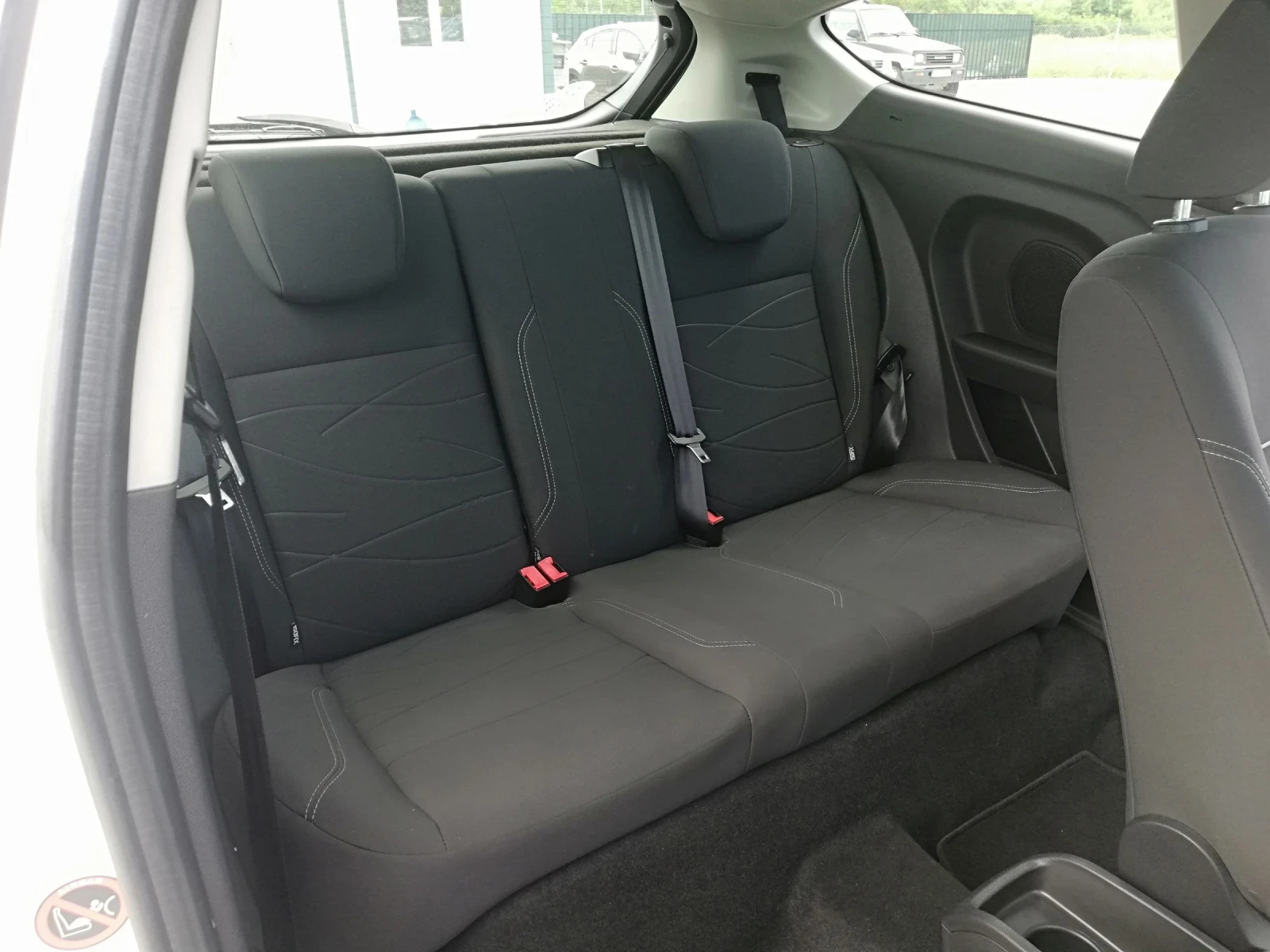 Ford Fiesta 1.2i kli italia - изображение 10