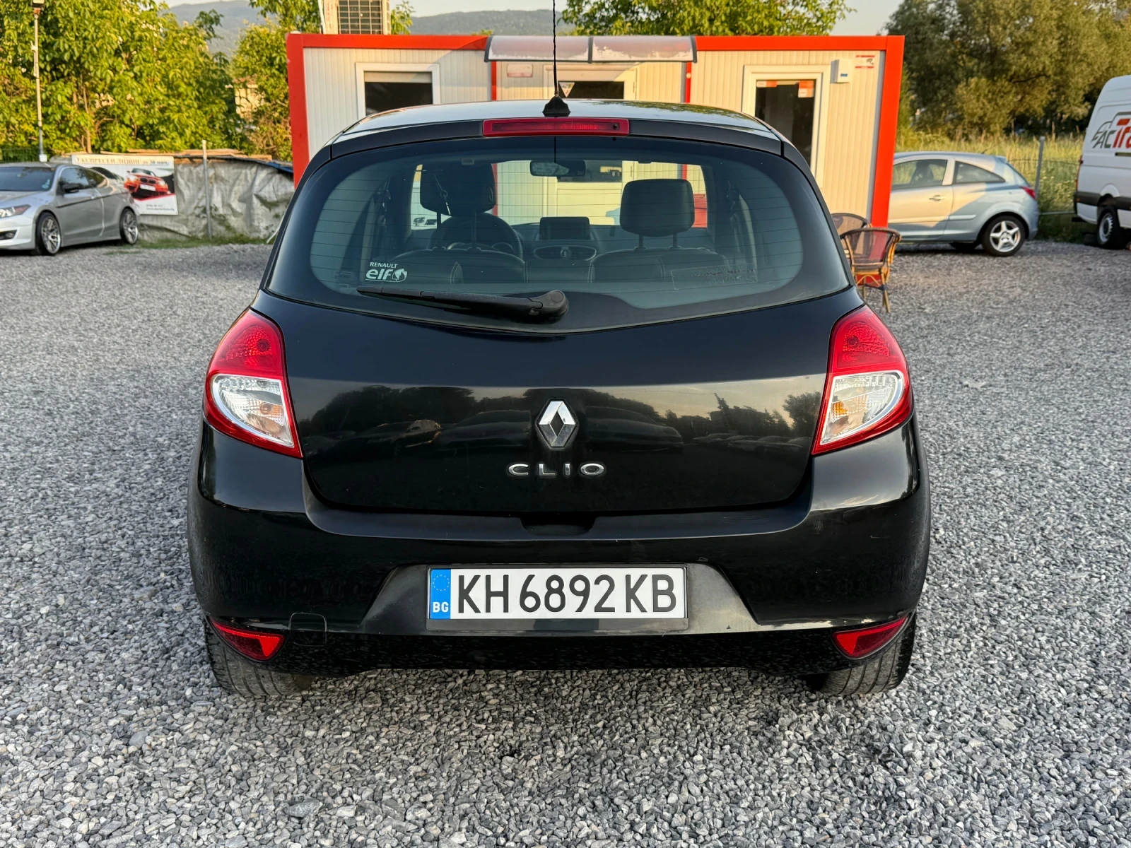 Renault Clio 1.5 dCi (75 кс)Обслужен / Кожа /Нави/Bluetooth/USB - изображение 6