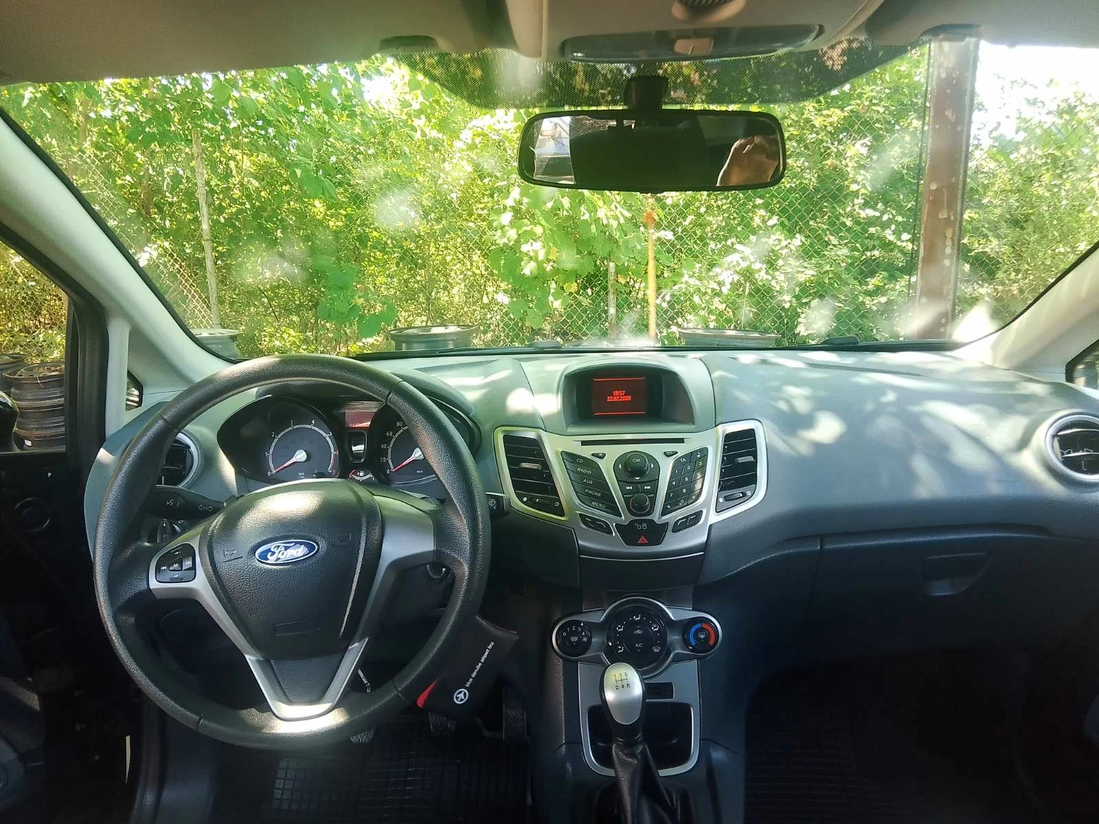 Ford Fiesta  - изображение 7