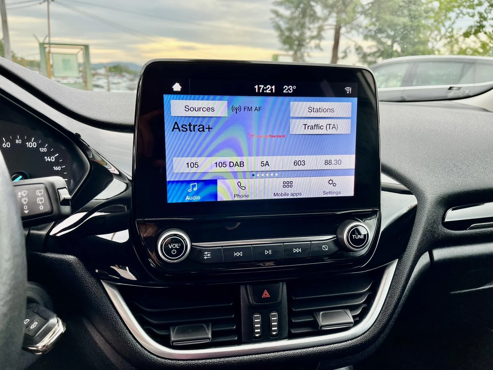 Ford Fiesta 1.0 ecoboost hibryd | Mobile.bg � ����������� 12