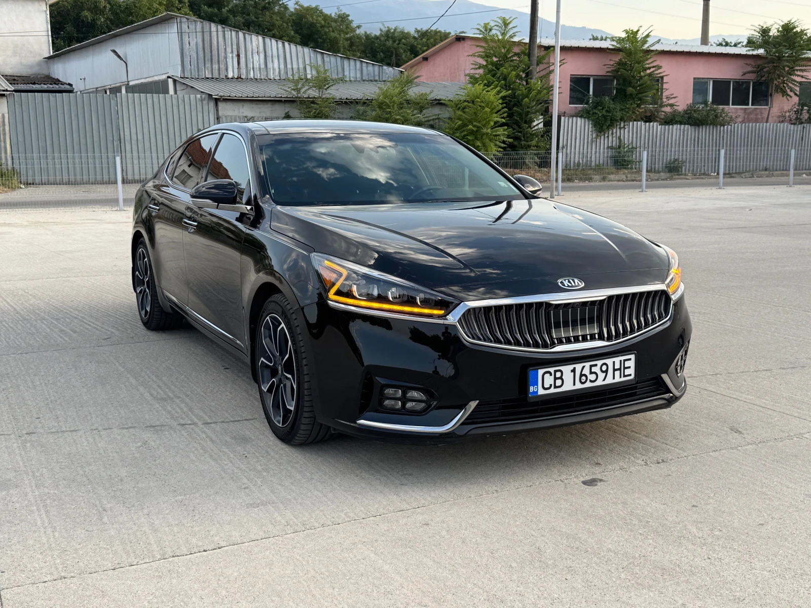 Kia K7 Cadenza Limited Edition 3.3 V6 - изображение 4