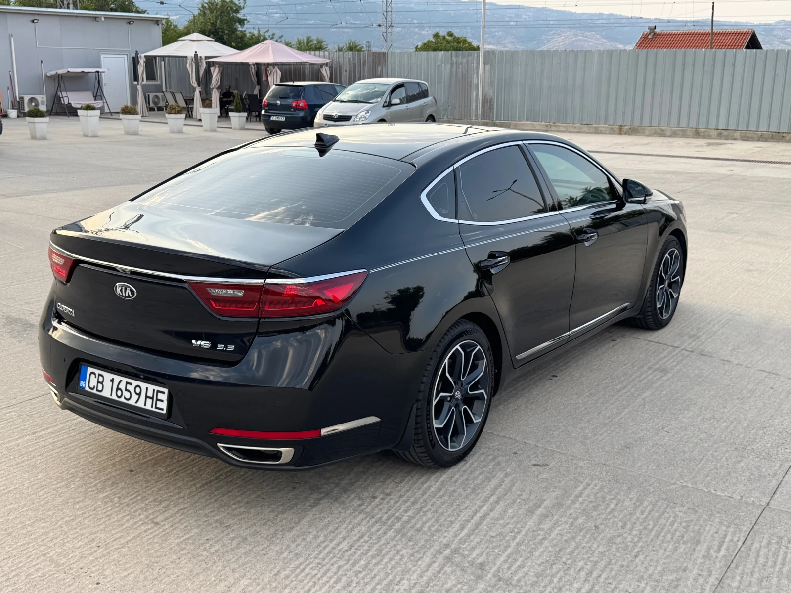 Kia K7 Cadenza Limited Edition 3.3 V6 - изображение 3