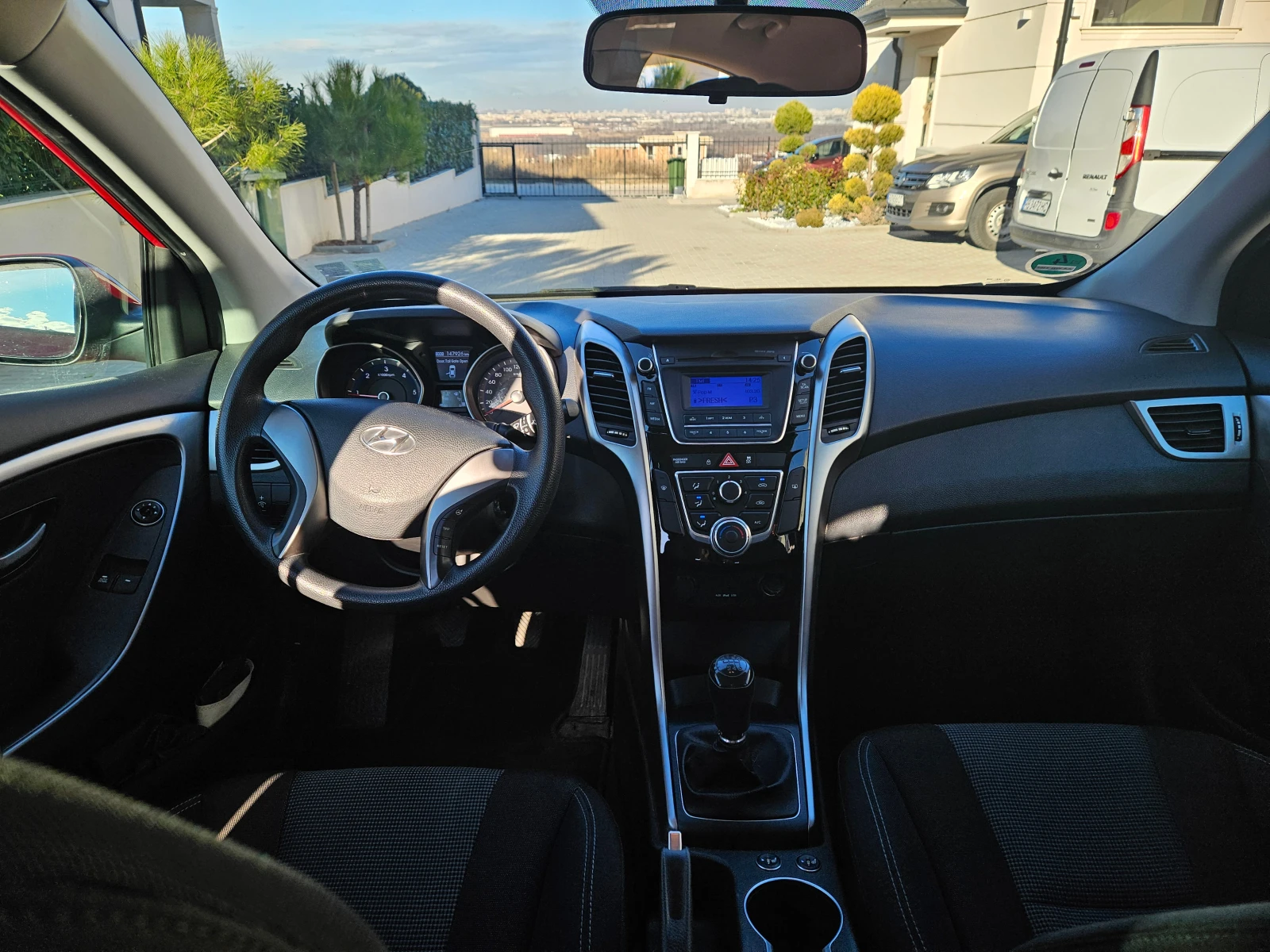 Hyundai I30 1, 4 CRDI 6 скорости/ регистриран  - изображение 10