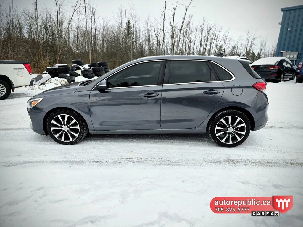 Hyundai Elantra GT * * Carfax* *  - изображение 4