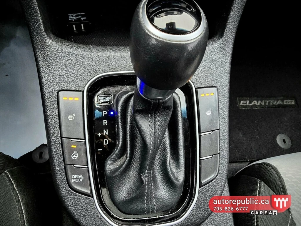 Hyundai Elantra GT * * Carfax* *  - изображение 10