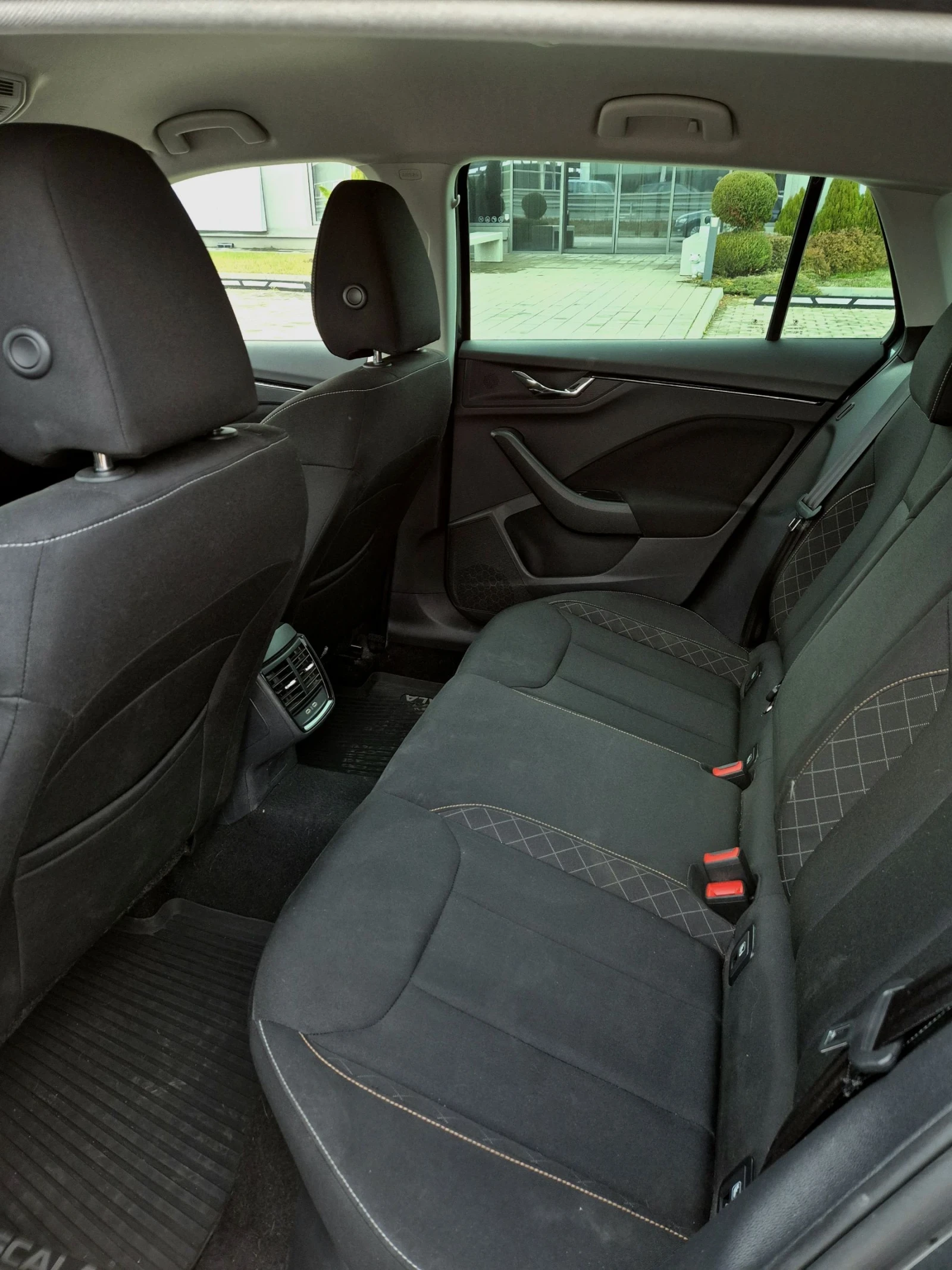 Skoda Scala Business 1.5 TSI, 150 �.�. 6� | Mobile.bg � ����������� 7