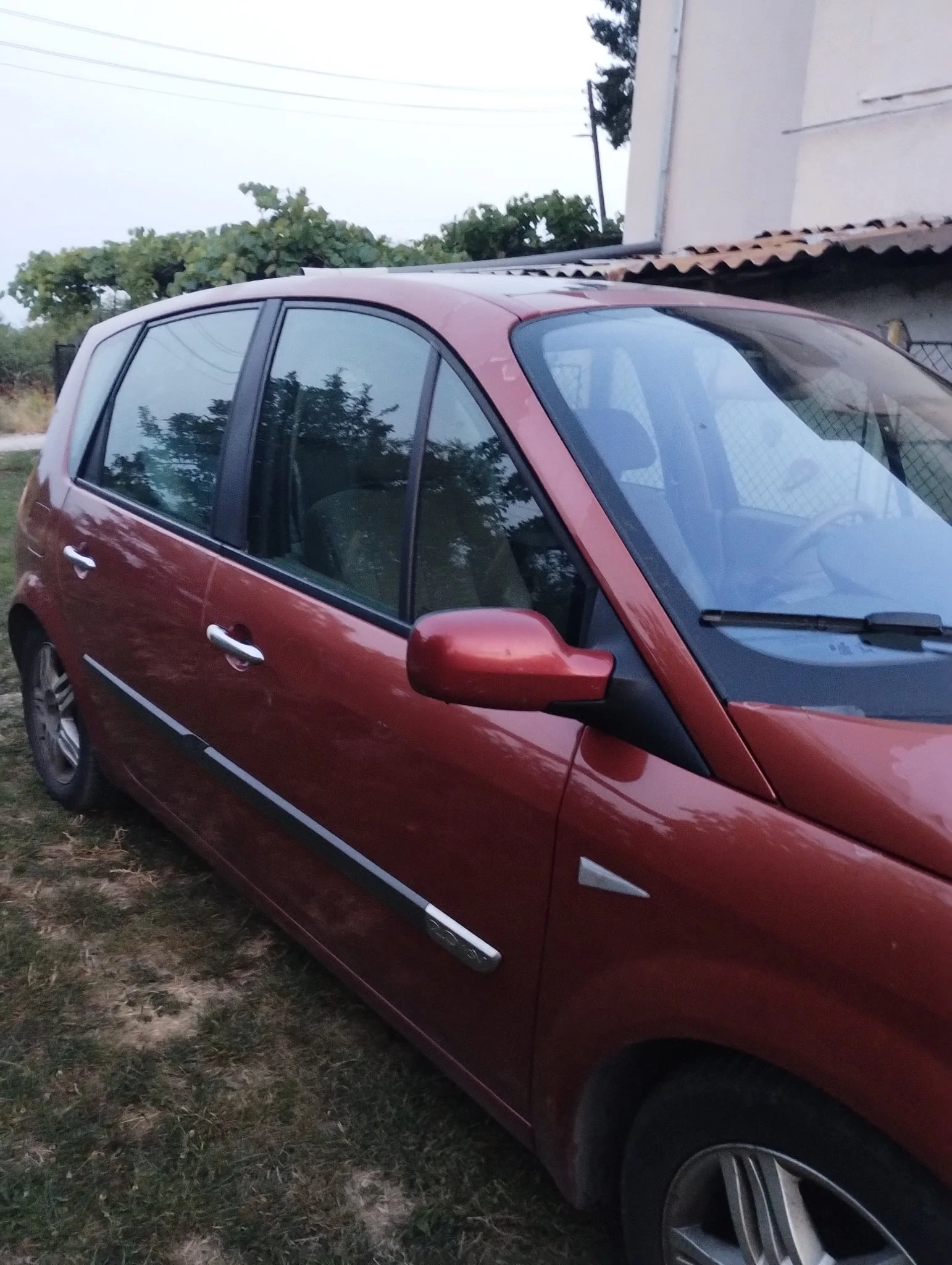 Renault Scenic 2.0 АГУ, снимка 5 - Автомобили и джипове - 53784281