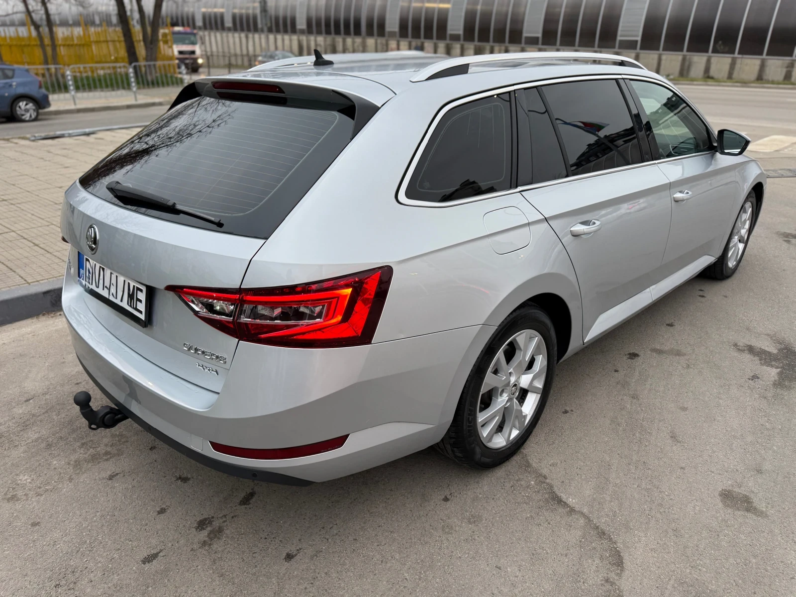 Skoda Superb 4x4, снимка 5 - Автомобили и джипове - 53890433